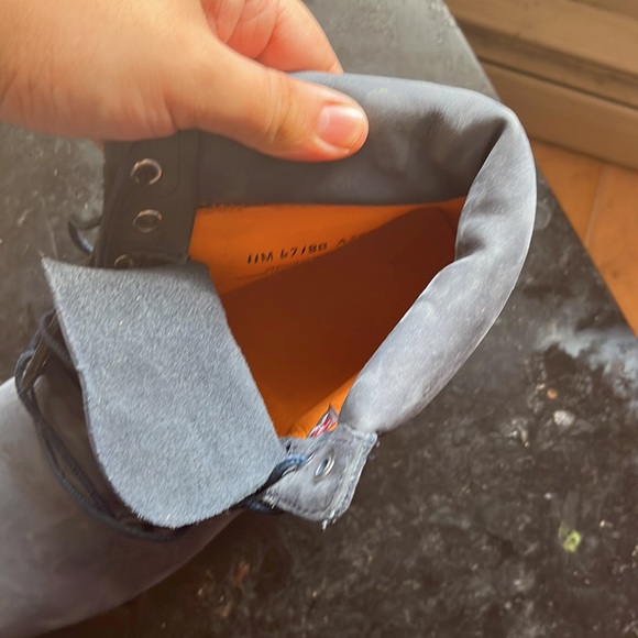 I am selling my size 11 timberlands because they are too big for me - Picture 5 of 7